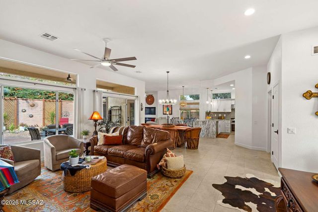 1069 E Ritz Court, Oro Valley, AZ 85755