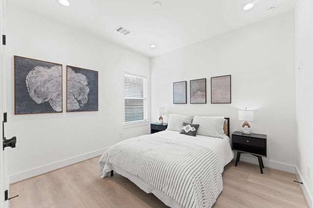 7807 Amelia Road B, Houston, TX 77055