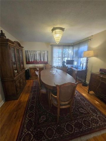 2725 Edmond Street, St Joseph, MO 64501