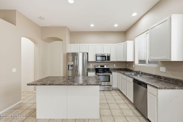 12549 E Red Canyon Place, Vail, AZ 85641