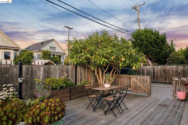 2503 E 16Th St, Oakland, CA 94601