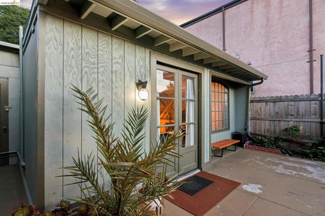 2503 E 16Th St, Oakland, CA 94601