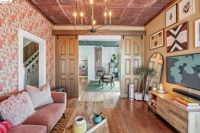 2503 E 16Th St, Oakland, CA 94601
