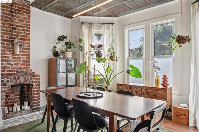 2503 E 16Th St, Oakland, CA 94601