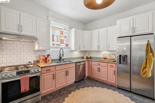 2503 E 16Th St, Oakland, CA 94601