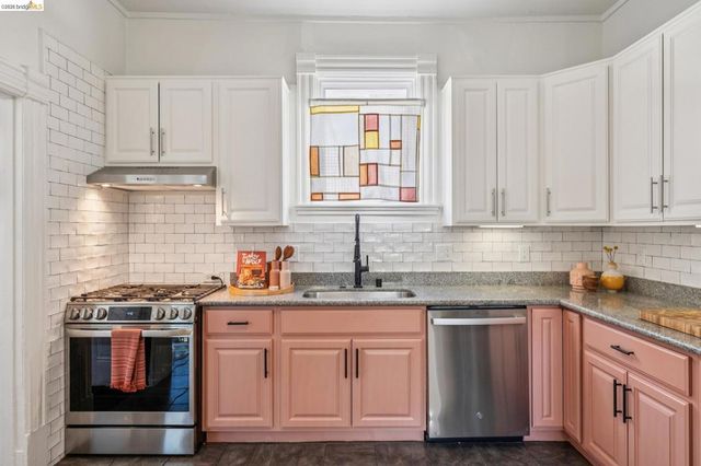 2503 E 16Th St, Oakland, CA 94601