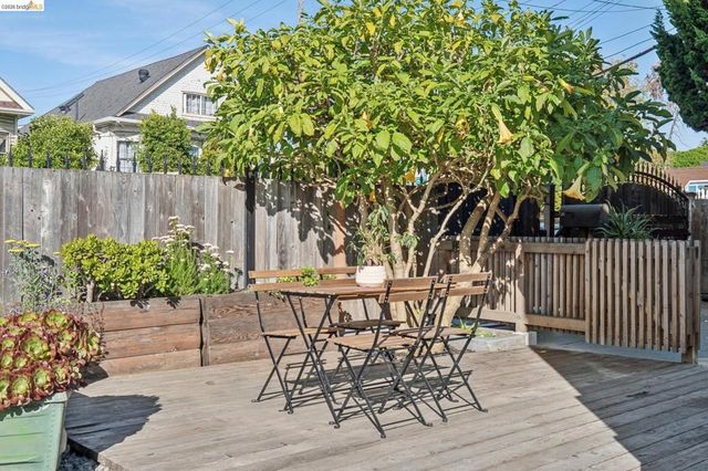2503 E 16Th St, Oakland, CA 94601