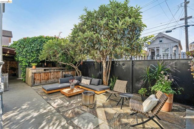 2503 E 16Th St, Oakland, CA 94601
