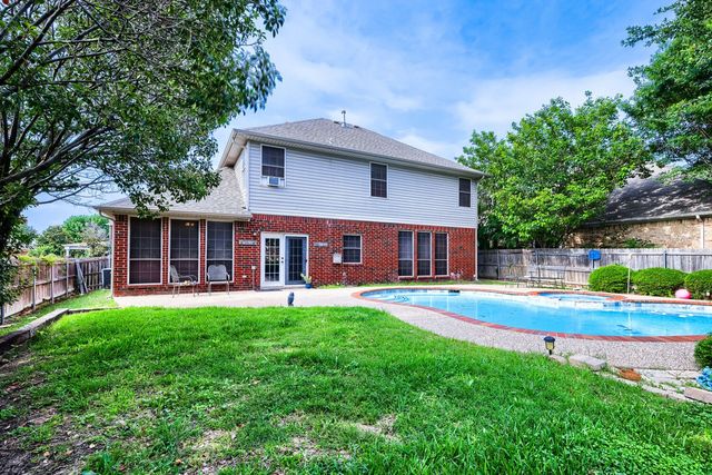 5216 Birch Grove Lane, Fort Worth, TX 76137