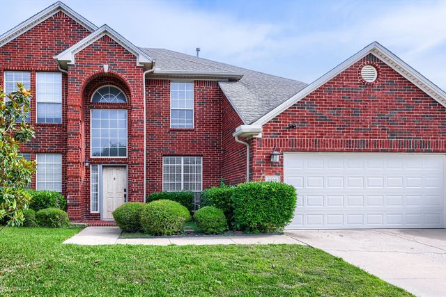 5216 Birch Grove Lane, Fort Worth, TX 76137