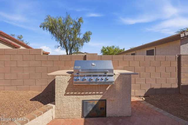 12973 N Yellow Orchid Drive, Oro Valley, AZ 85755