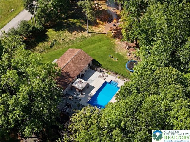 502 San Marco Court, Price Twp, PA 18332