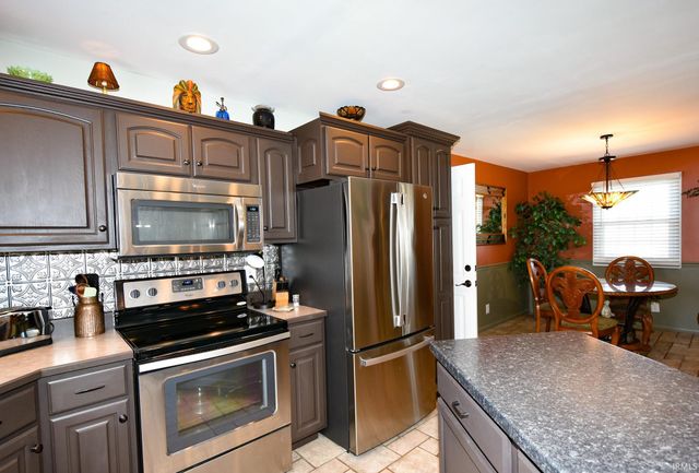 4995 S College Drive, Bloomington, IN 47403