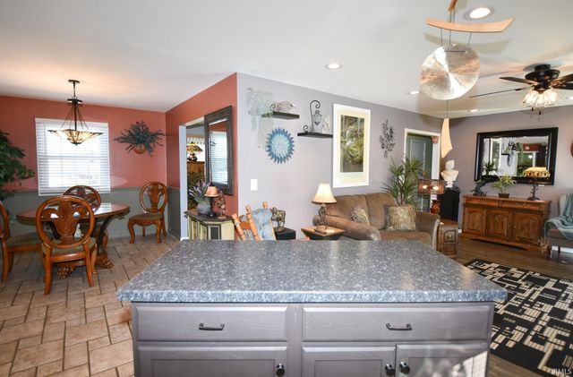 4995 S College Drive, Bloomington, IN 47403