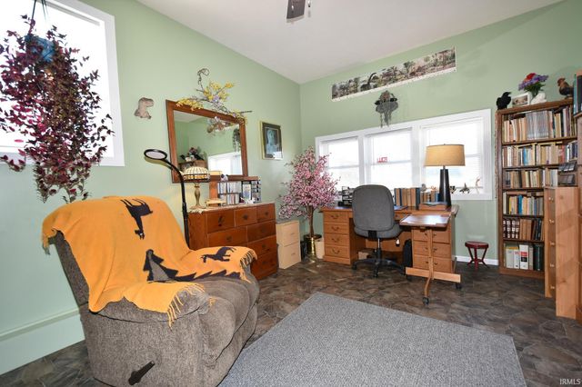 4995 S College Drive, Bloomington, IN 47403