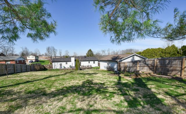 4995 S College Drive, Bloomington, IN 47403