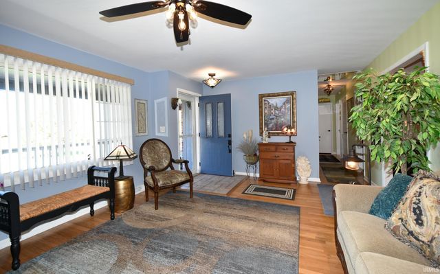 4995 S College Drive, Bloomington, IN 47403