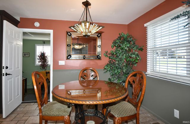 4995 S College Drive, Bloomington, IN 47403