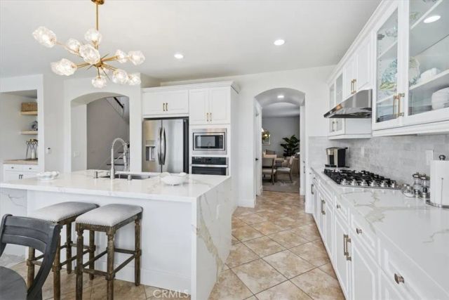 33849 Pegase Court, Temecula, CA 92592