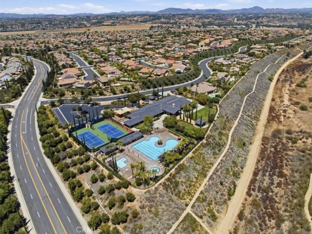 33849 Pegase Court, Temecula, CA 92592