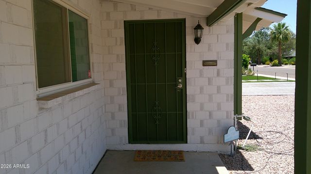 8608 E Highland Avenue, Scottsdale, AZ 85251