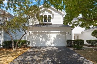120 Hampton Avenue, Westmont, IL 60559