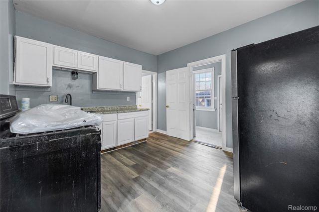 2657 Botsford Street, Hamtramck, MI 48212