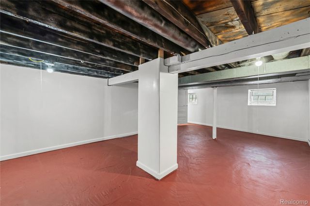 2657 Botsford Street, Hamtramck, MI 48212