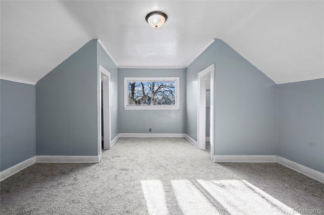 2657 Botsford Street, Hamtramck, MI 48212