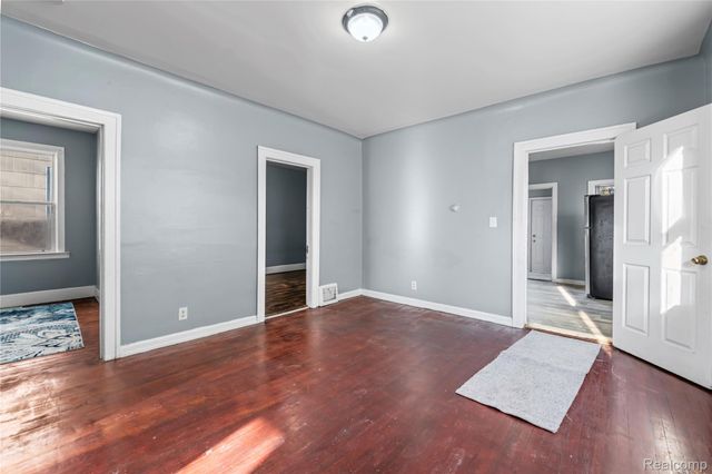 2657 Botsford Street, Hamtramck, MI 48212