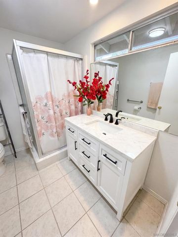 3685 N Vista Campana E 70, Oceanside, CA 92057