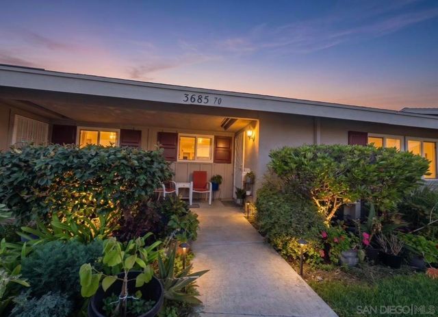 3685 N Vista Campana E 70, Oceanside, CA 92057
