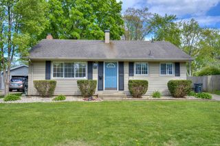 1728 Winston Drive, South Bend, IN 46635