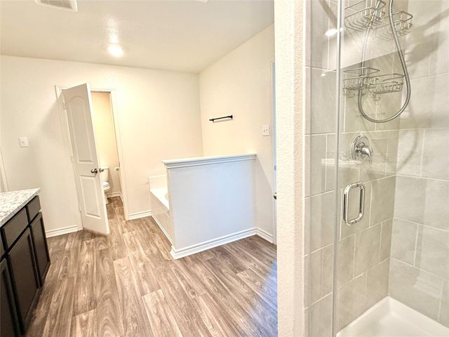 109 Sunnymeade LN, Jarrell, TX 76537