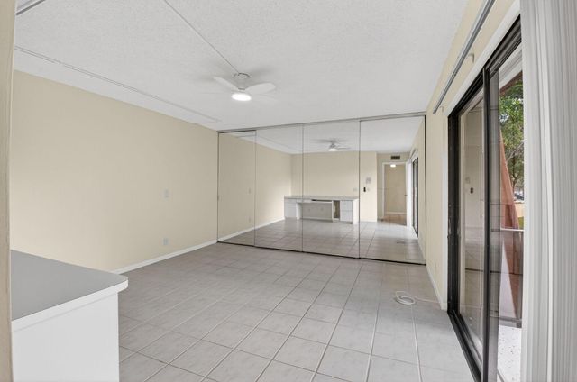 3002 San Clara Drive 6-B, Delray Beach, FL 33445