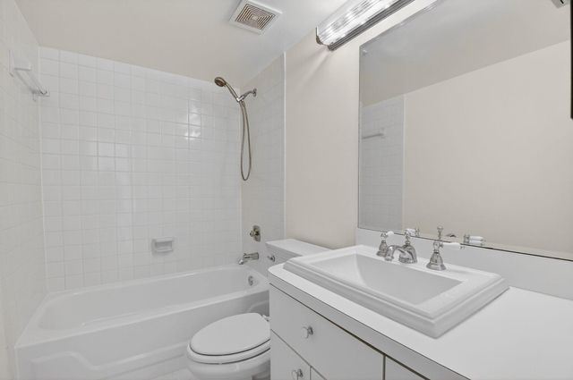 3002 San Clara Drive 6-B, Delray Beach, FL 33445