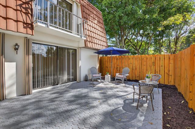 3002 San Clara Drive 6-B, Delray Beach, FL 33445