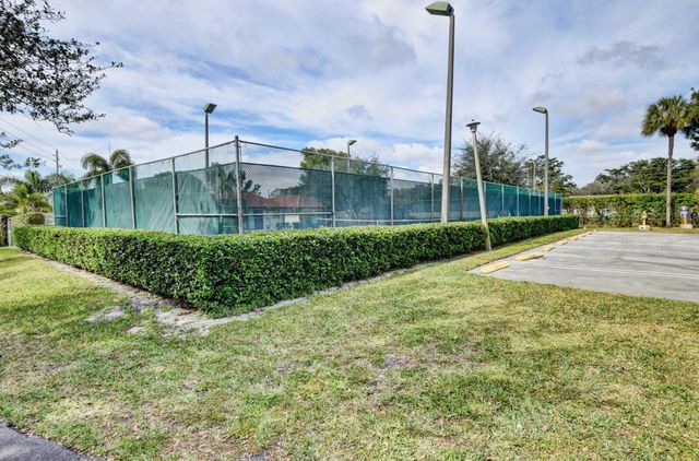 3002 San Clara Drive 6-B, Delray Beach, FL 33445