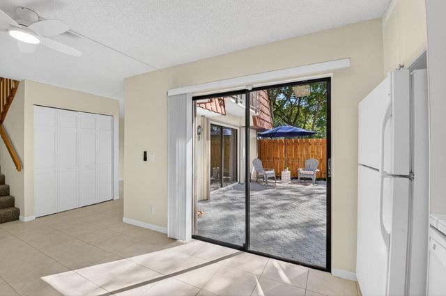 3002 San Clara Drive 6-B, Delray Beach, FL 33445