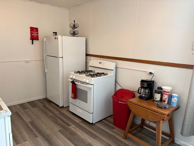 208 S Sophie Street, Bessemer, MI 49911