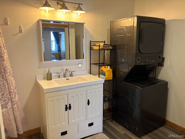 208 S Sophie Street, Bessemer, MI 49911