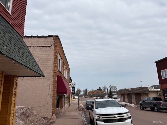 208 S Sophie Street, Bessemer, MI 49911