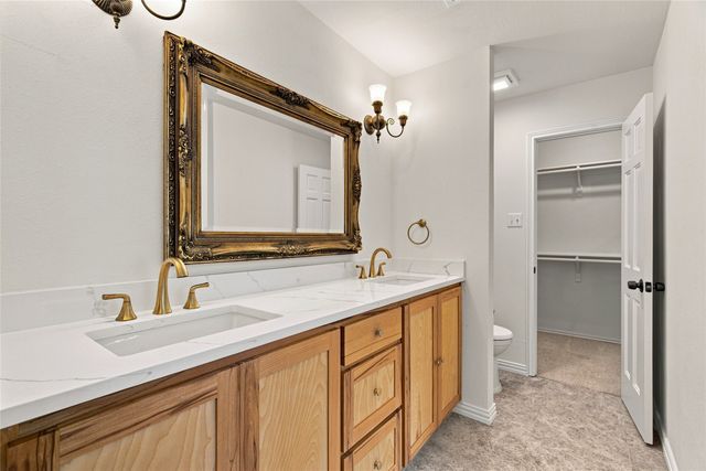 1205 Shannon Lane, Bedford, TX 76022