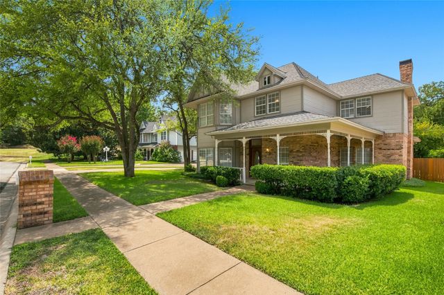 1205 Shannon Lane, Bedford, TX 76022