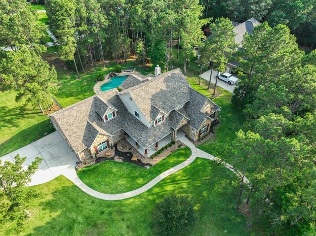 29122 Champions Drive, Magnolia, TX 77355