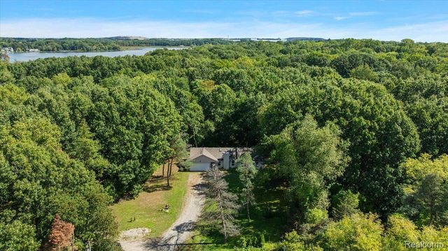 4309 S Baldwin Road, Orion Charter Township, MI 48359