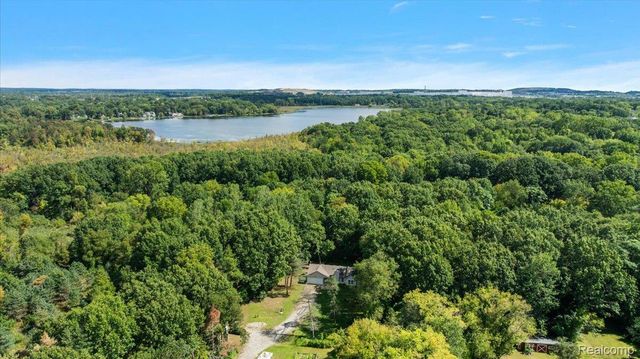 4309 S Baldwin Road, Orion Charter Township, MI 48359