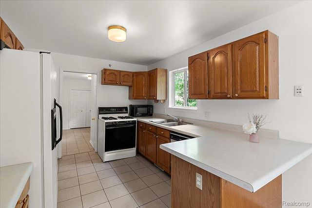 4309 S Baldwin Road, Orion Charter Township, MI 48359