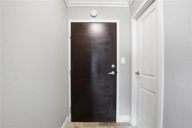 700 E 8th Street 14N, Kansas City, MO 64106