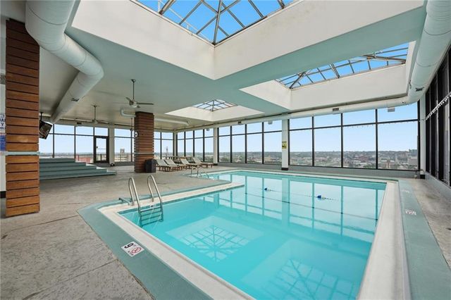 700 E 8th Street 14N, Kansas City, MO 64106